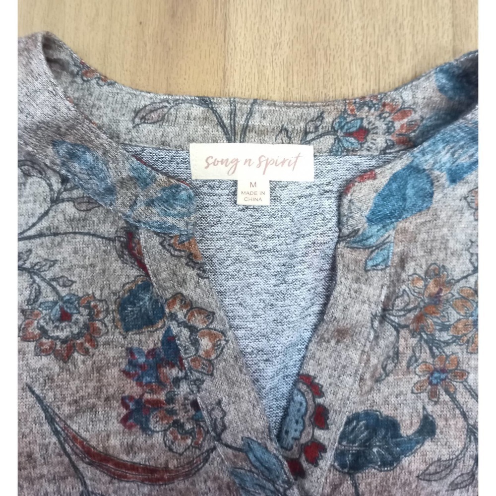 Song N Spirit Women Sz M Floral 3/4 Top Boho Soft Stretch Work Business Casual - Picture 2 of 7